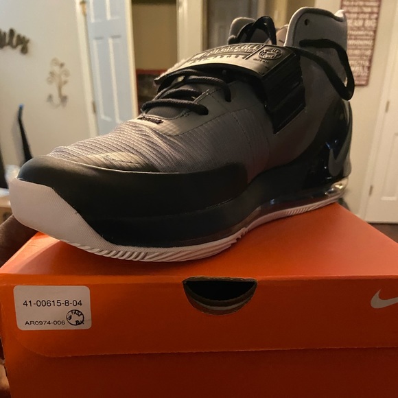 Nike black and grey - Picture 6 of 6